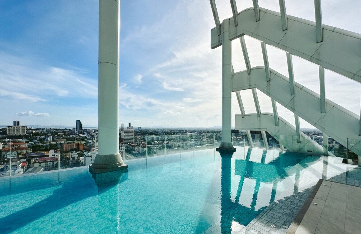 Arbour Hotel and Residence Pattaya เที่ยววิถีแม่