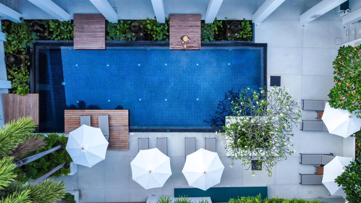 OUTRIGGER Surin Beach Resort